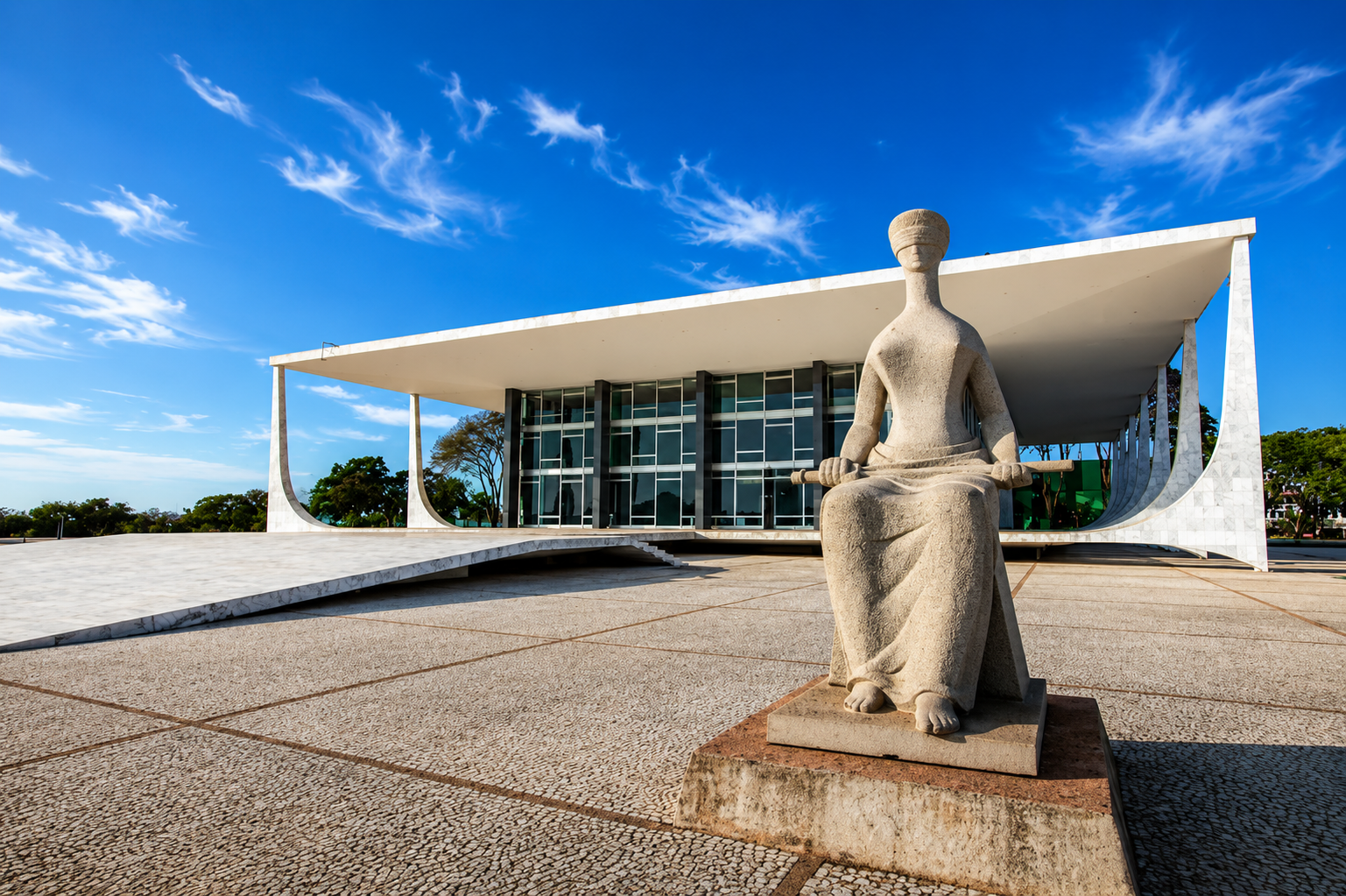 STF: Relatores apresentam voto conjunto com ajustes em tese sobre penduricalhos